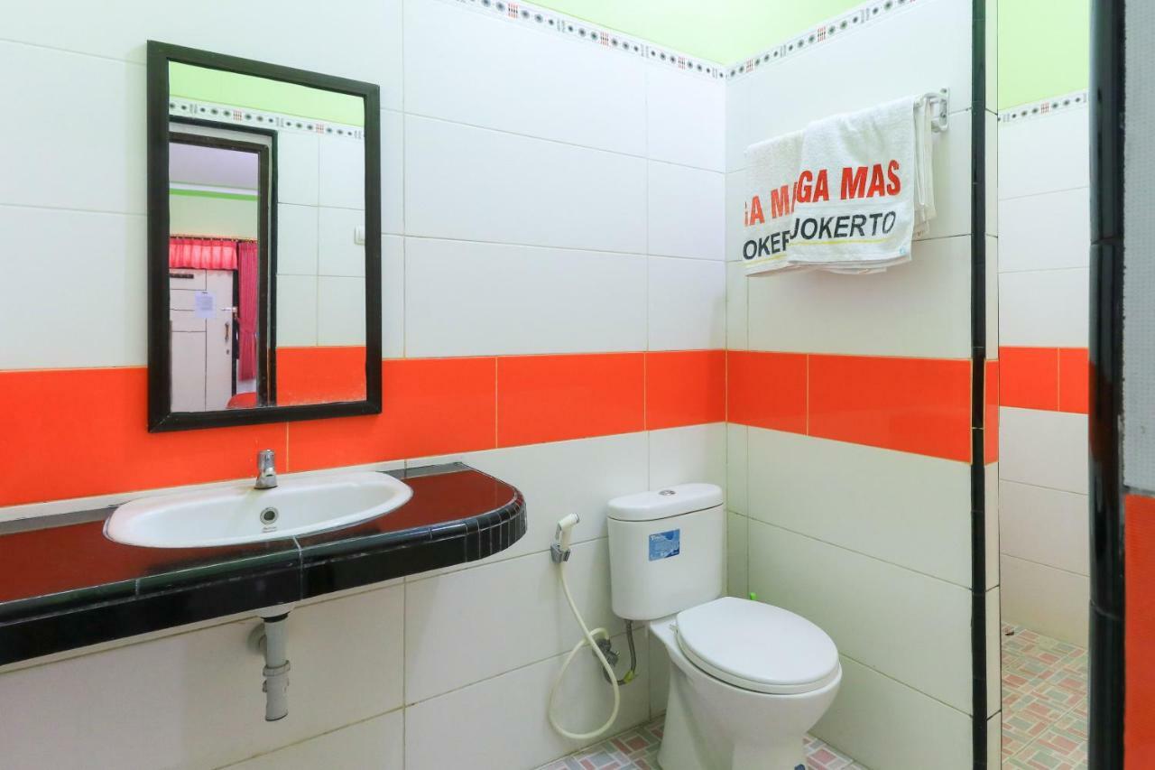 Naga Mas Hotel Mojokerto Exterior photo